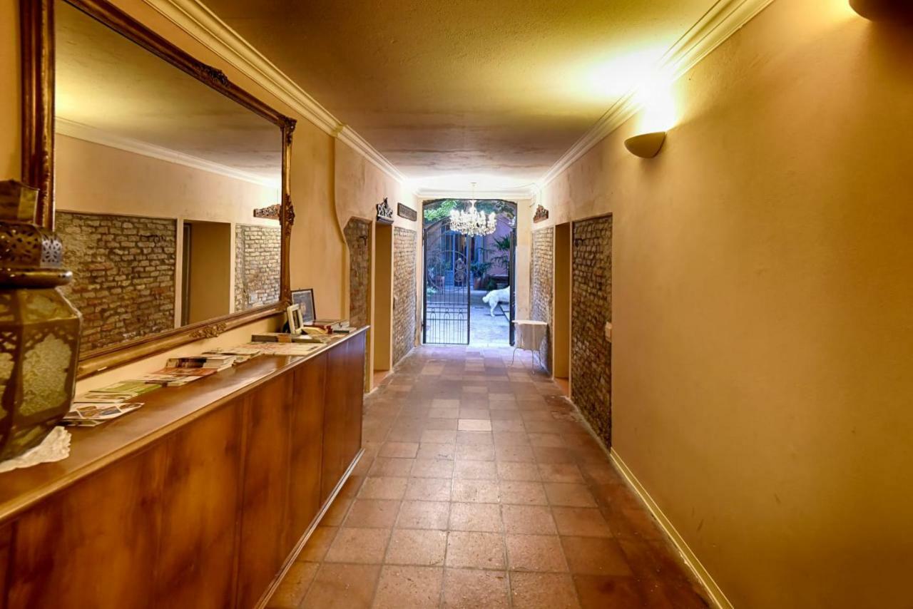 A Corte Padenna Apartment Ravenna Bagian luar foto