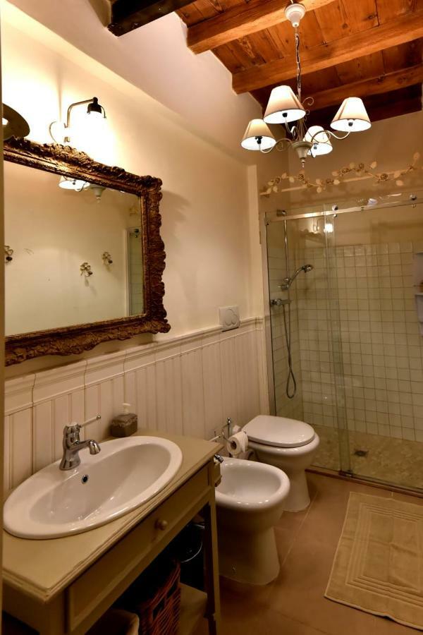 A Corte Padenna Apartment Ravenna Bagian luar foto